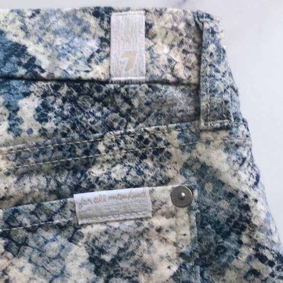 7 For All Mankind Indigo Snakeskin Python Stretch Skinny Jeans Size 26 - Picture 11 of 11